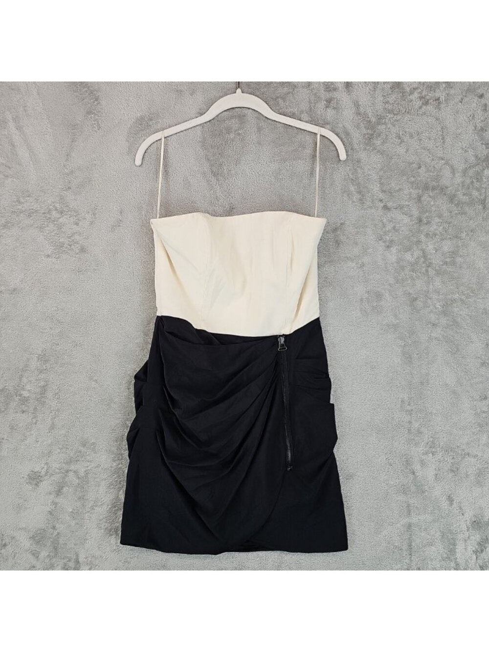 Alice + Olivia Dress Womens 8 Black Cream Colorblock Strapless Ruched Silk Mini